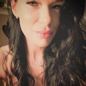 Meet your Posher, Ines